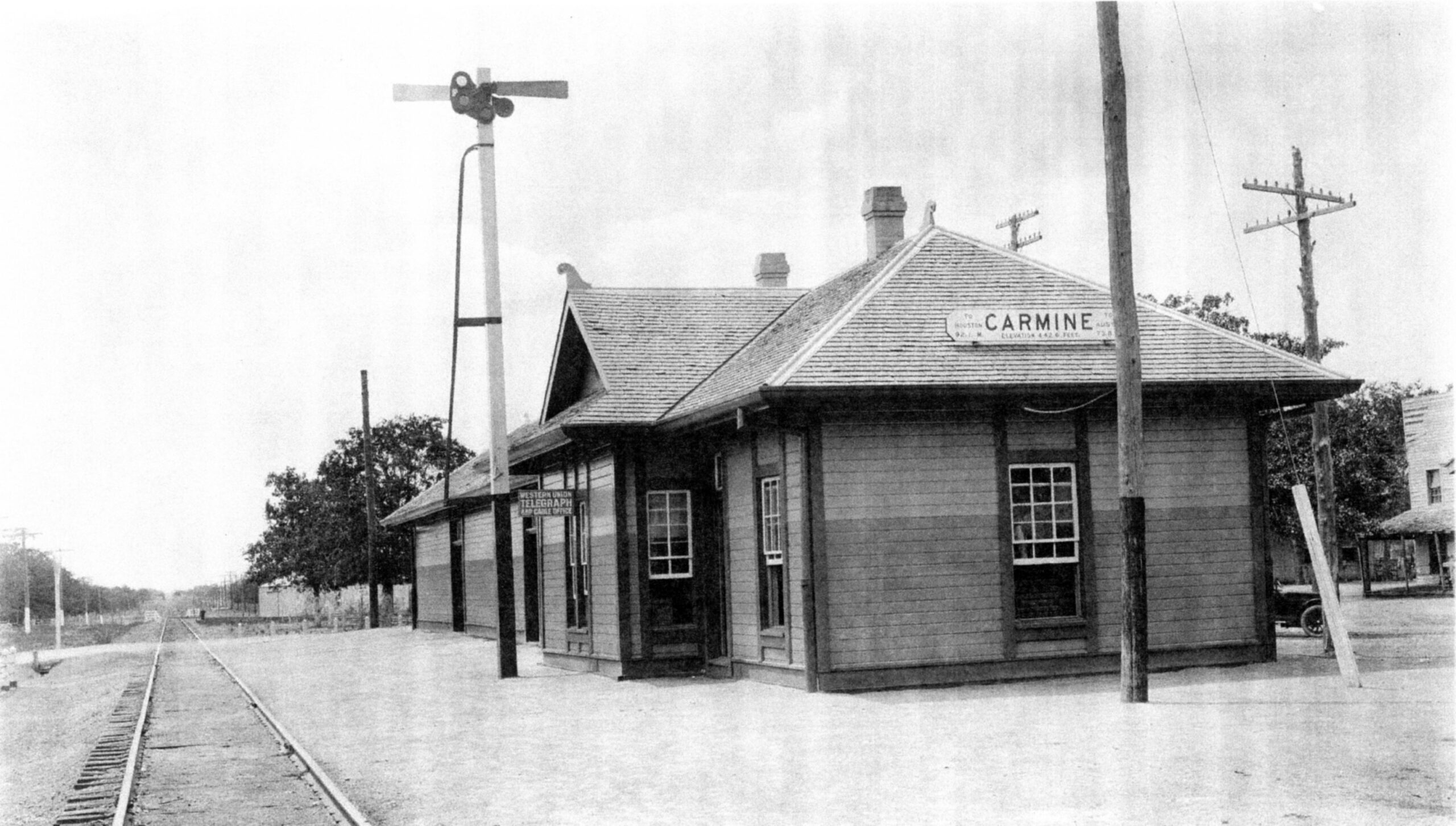 Carmine, Texas-Depot
