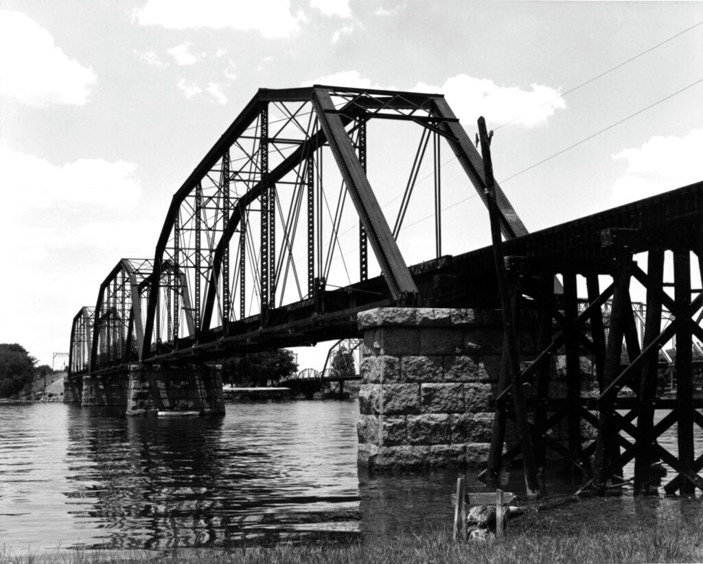 Kingsland Bridge MP 78.52 8-10-1962